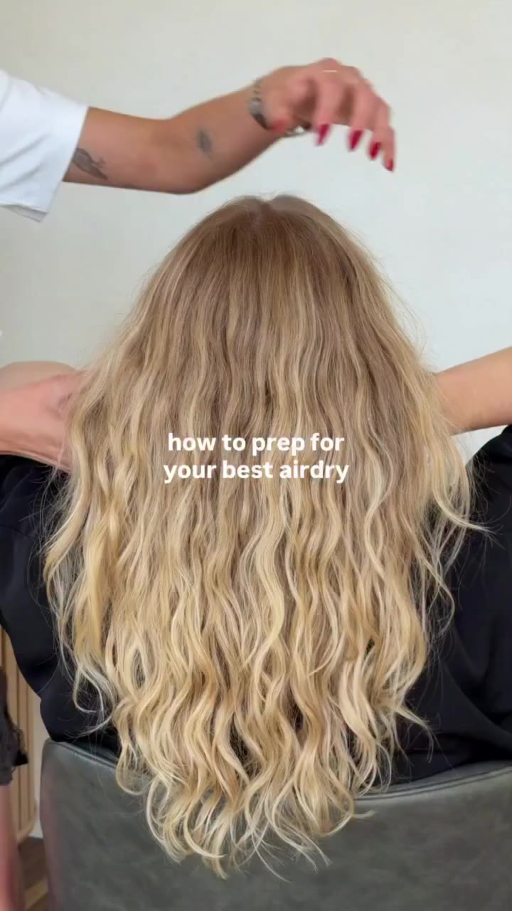 Let’s prep for your best hair air dry using @unite_hair 💘 #losangeleshair…