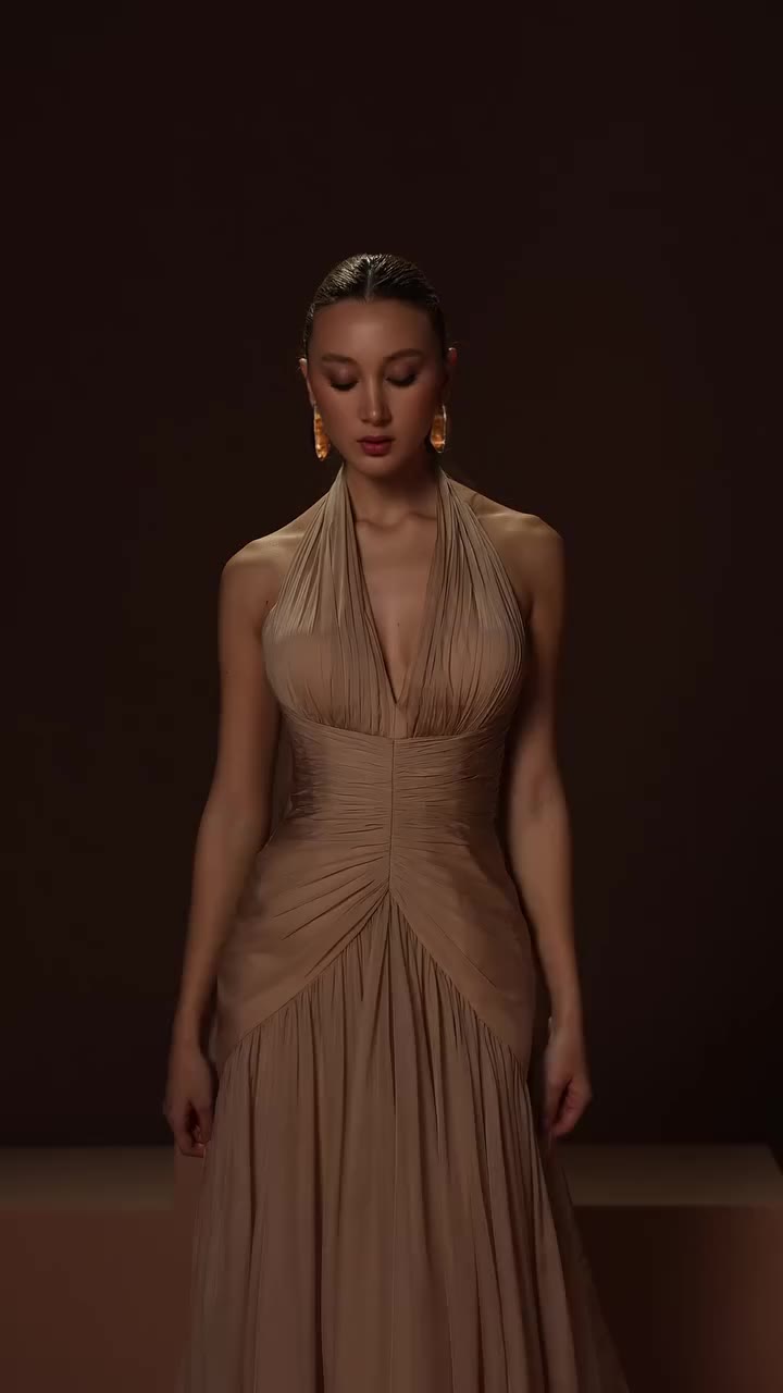 A softer approach to modern sophistication. Explore the Sadek Majed…