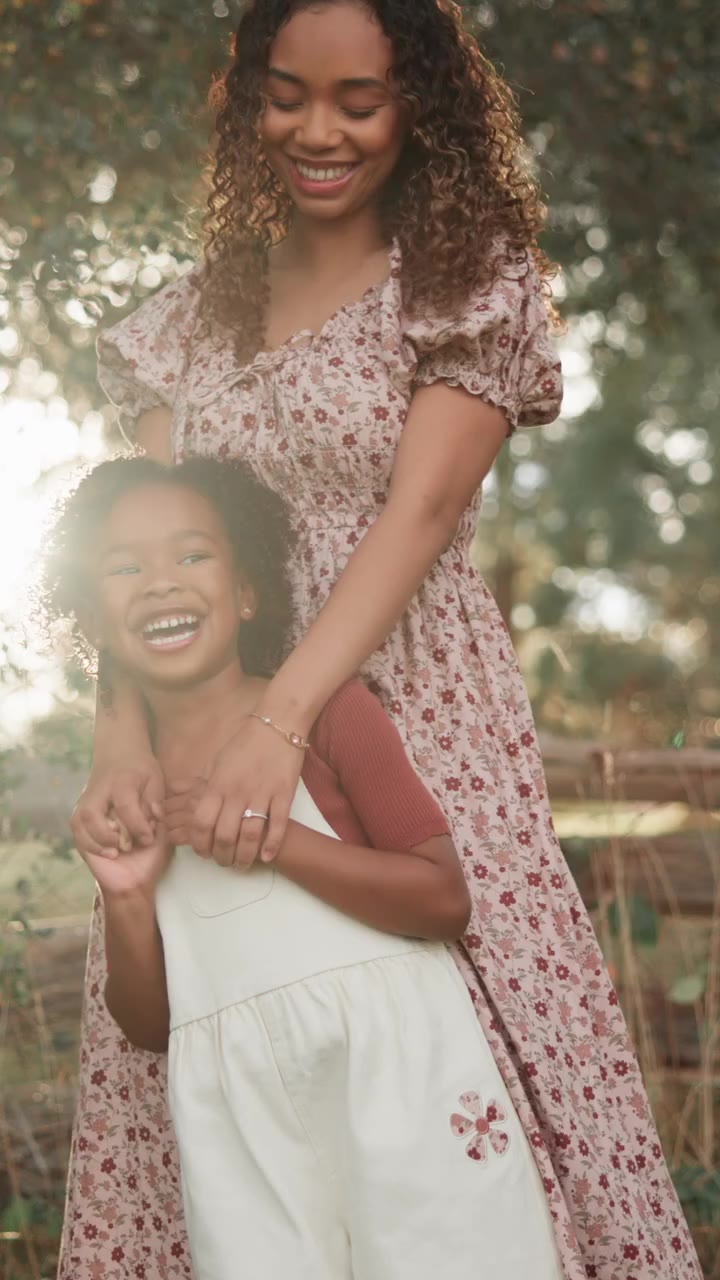 A sweet little moment for mama + mini 🤎 Thoughtfully made for the changing…