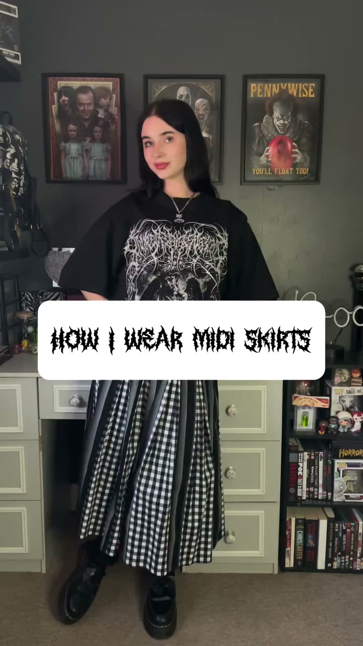 How I wear my midi skirts 🖤 So easy to dress up and down ⛓️ #alternative #alt…