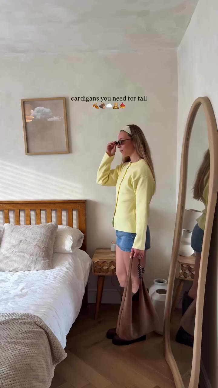 the perfect layering piece need in your autumn wardrobe. 🍂🪵☁️🧸🍁 cardigan…