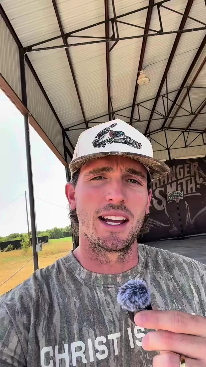POV you love your job @yeeyeeapparel @yeeyeelife