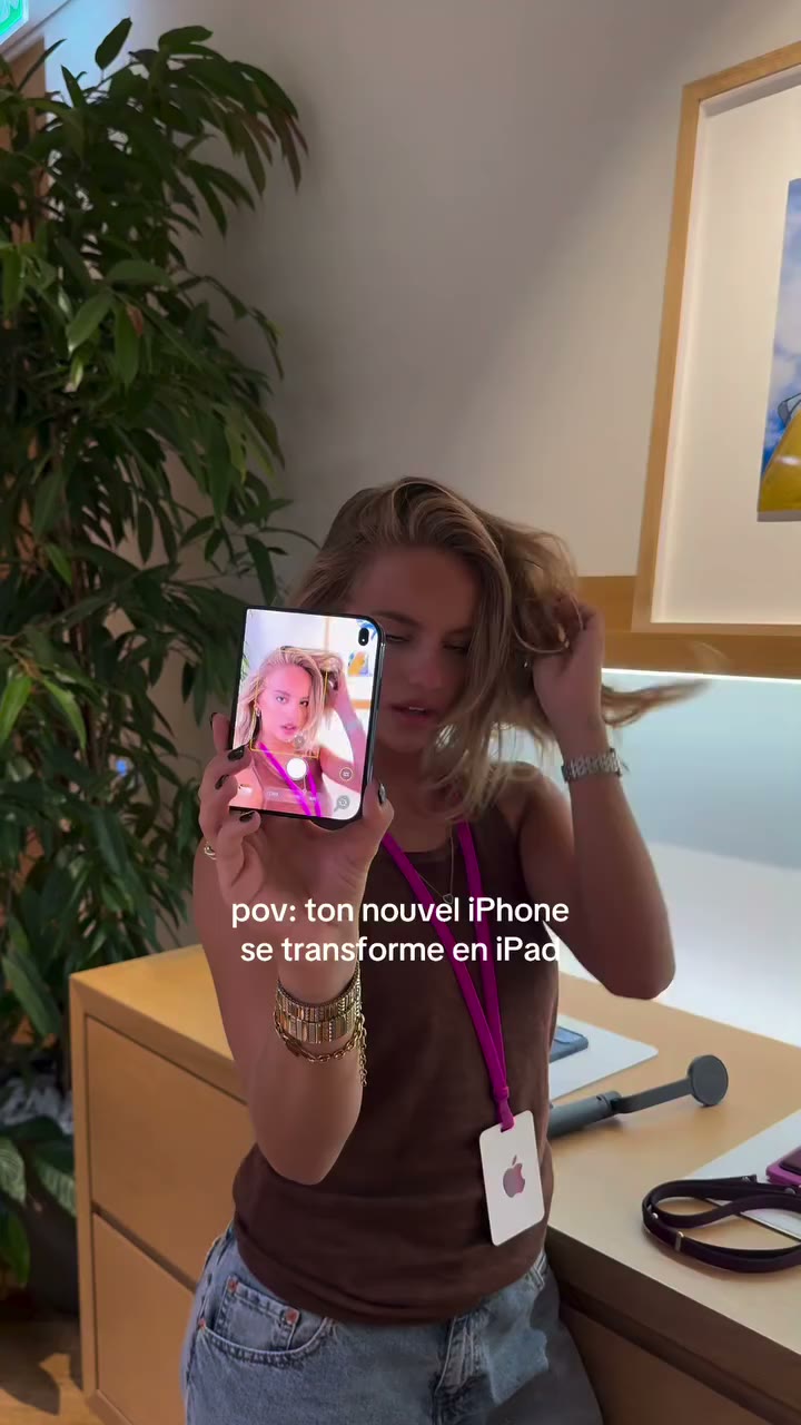 Obsessed @apple 🍎 Invitation