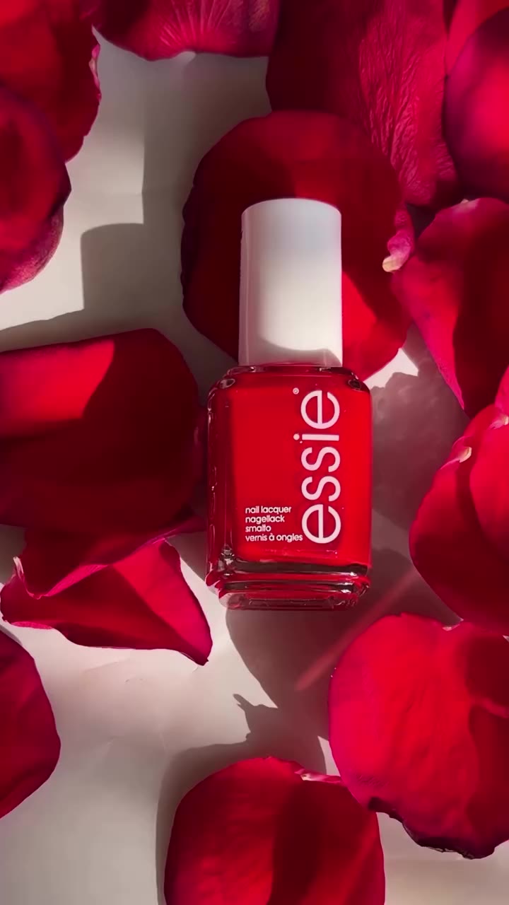 Soft as a rose 🌹 . . . . . . . #explore #essiestorytime #lorealistarme…