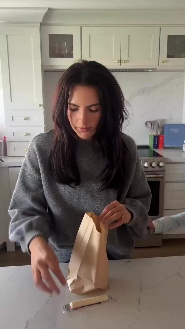 POV: if nothing else, at least the blowout looks good 🤭 Smooth hair, smooth…