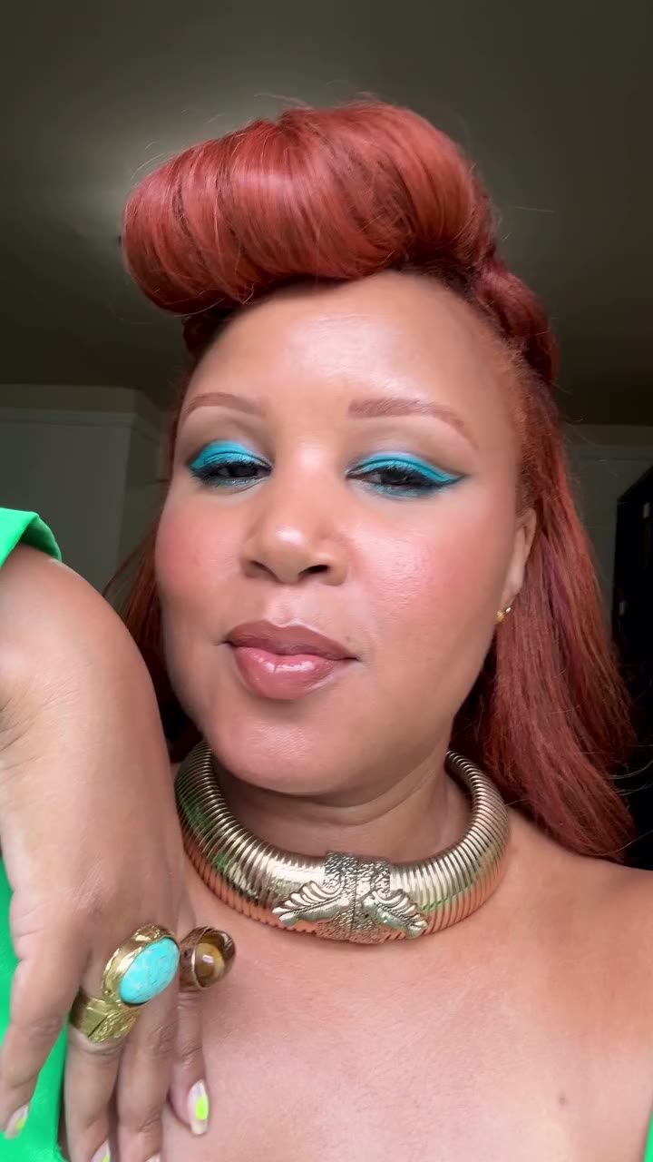 I did my own makeup! Please clap 👏🏽 Nah, if you know me, you know I do the…