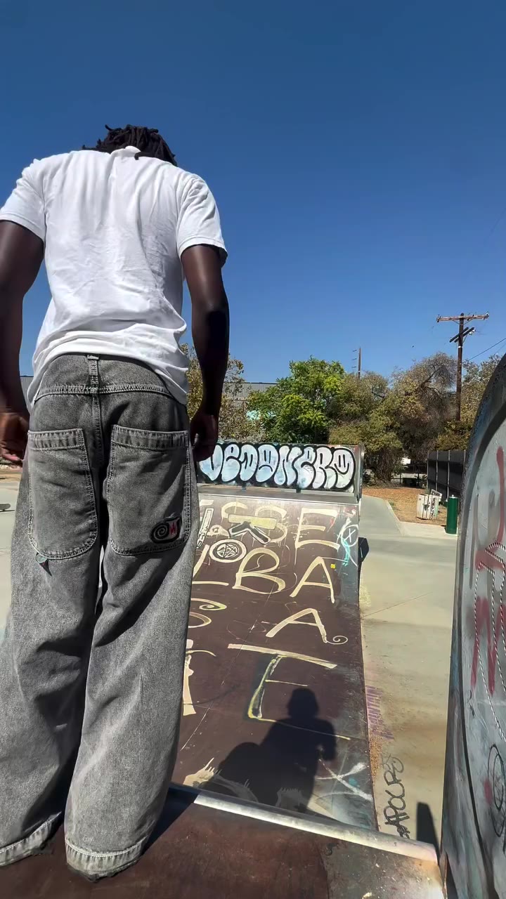 Love skating these @jncolosangeles
