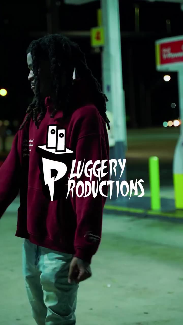 She a real bih the type to hide the dop inside her dress 🫶🏾 🎥 @lilpluggery