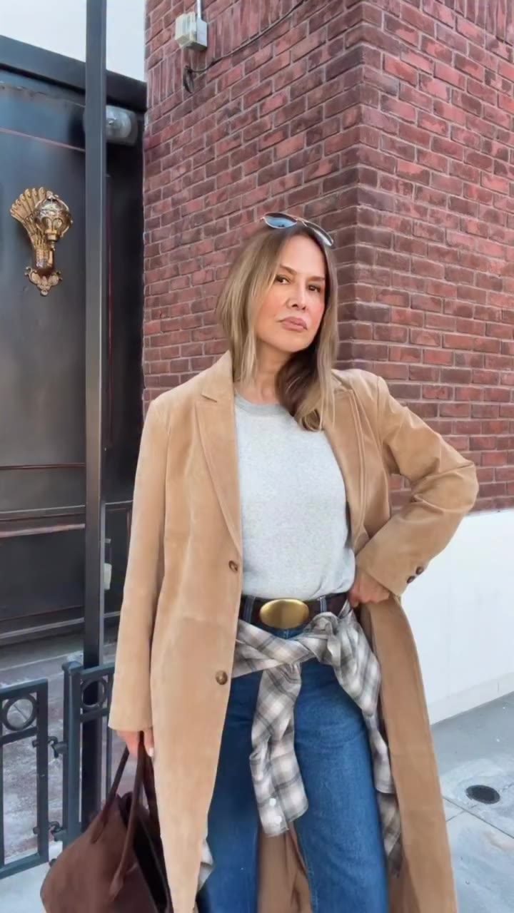 Fall Girl Fashion Comment FALL below to receive a DM with the link to this…