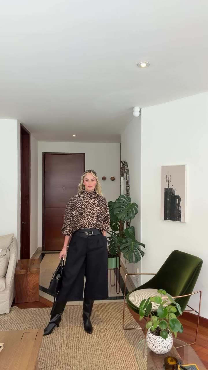 Un outfit que me encantó ✨ Donde quería que la pieza estrella fuera la…