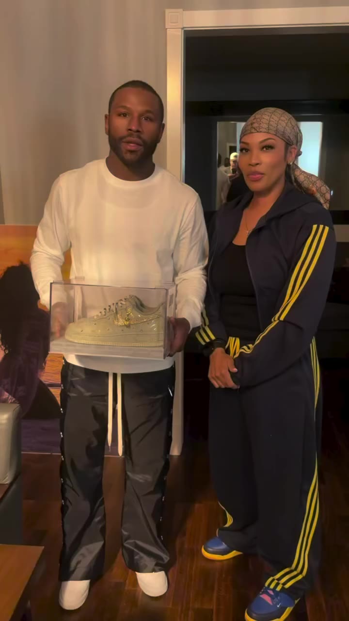 WHEN THE LEGENDARY FLOYD MAYWEATHER WANTS CUSTOMS… YOU SHOW UP DIFFERENT. 🥊🔥…