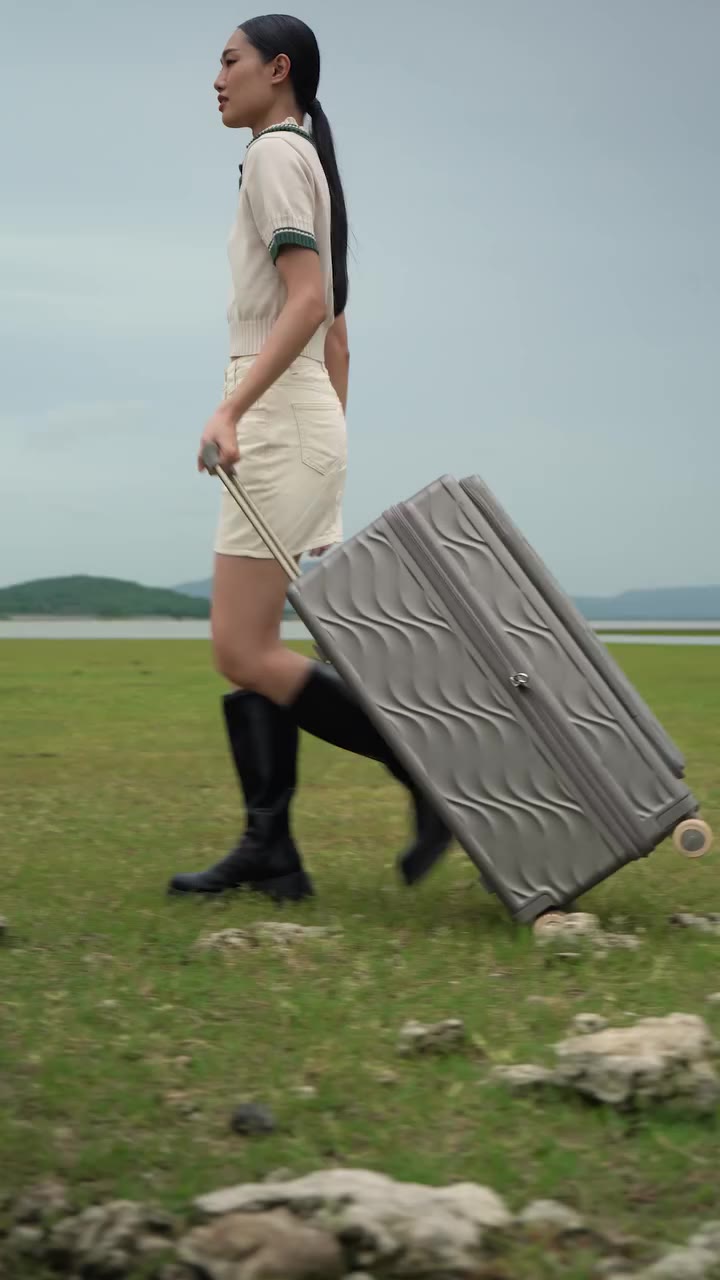 เวลาเลือกกระเป๋าเดินทาง สิ่งแรกที่ต้องดูคือความแข็งแรง VENICE FLEX จาก…