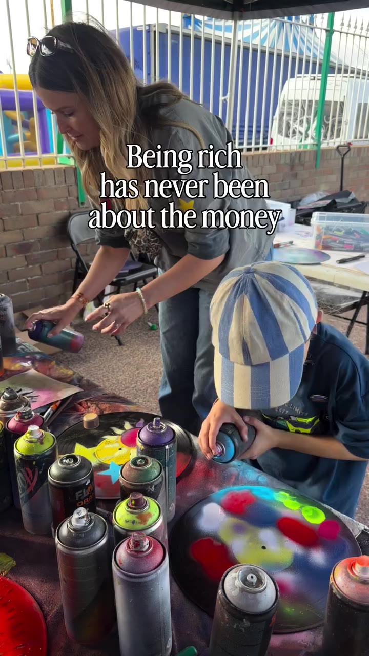 Money can’t buy the happiness you find from the people you love…