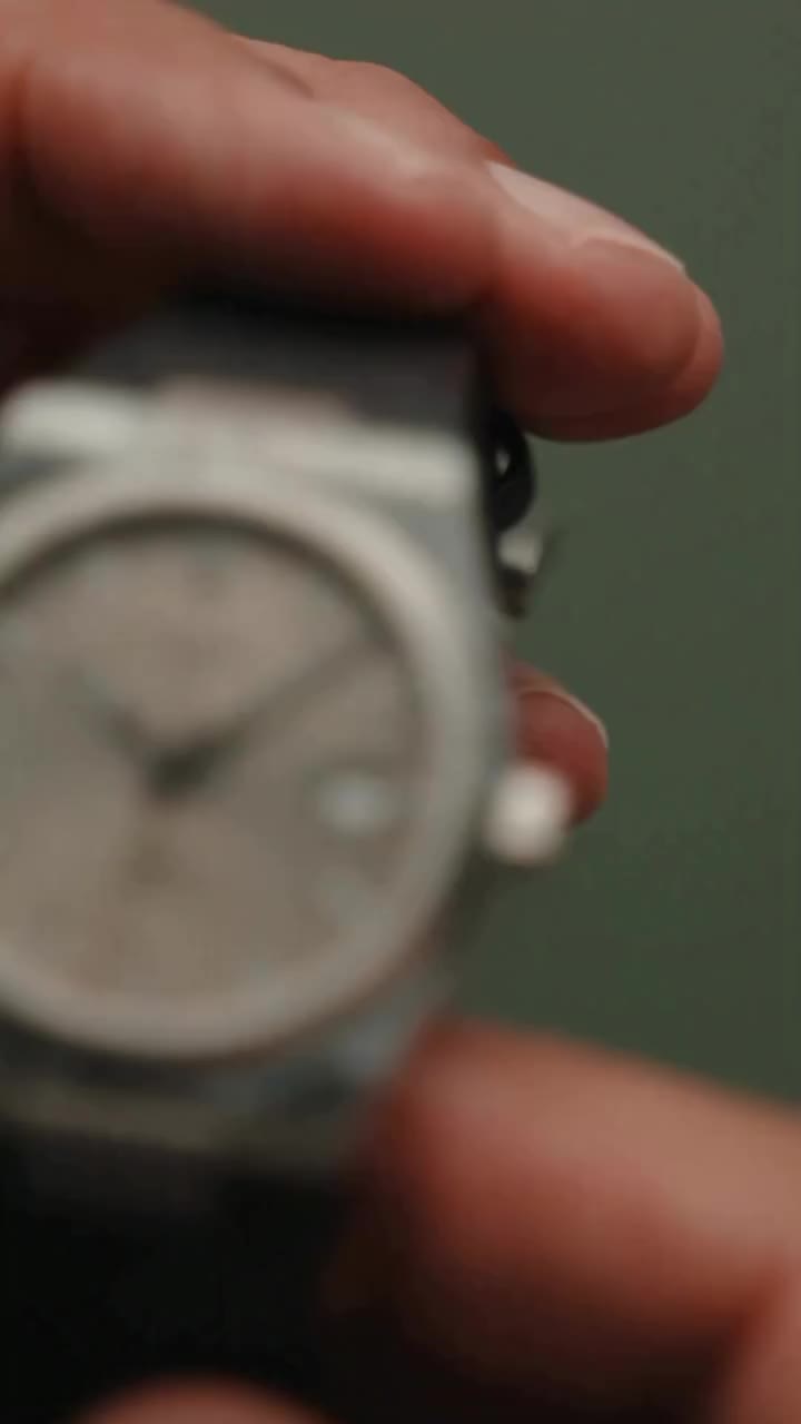 The ’70s called – and they brought Damascus steel. The @tissot_official PRX…