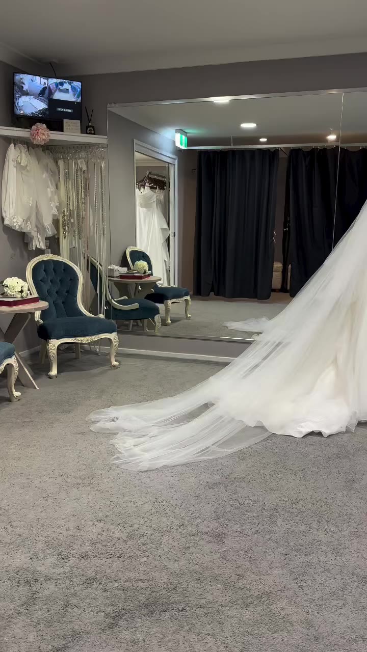 This week’s dose of wedding dress obsession! 🤩👰🏼‍♀️ #bridestobe…