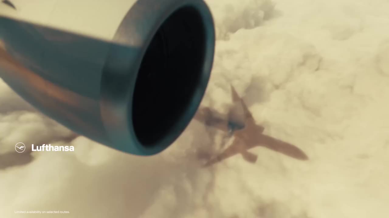 Nuevo spot de @lufthansa con la participación de Florencia Alles…