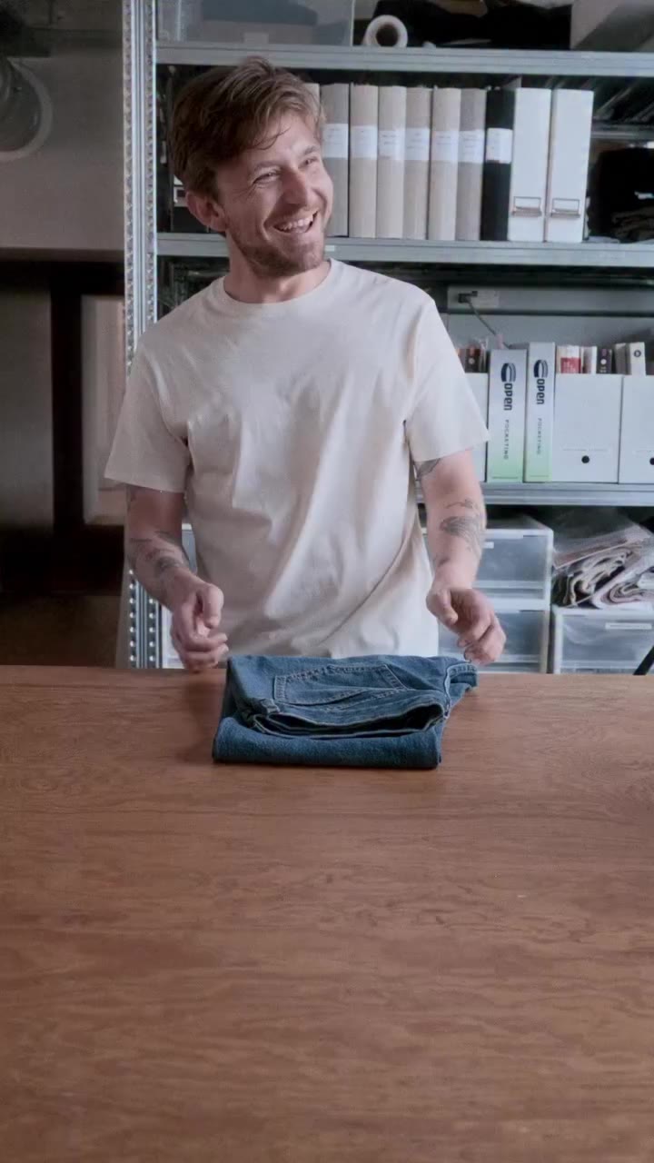 This weekend: Asket Denim Refined We’ve revisited our fits. Slim and Regular…