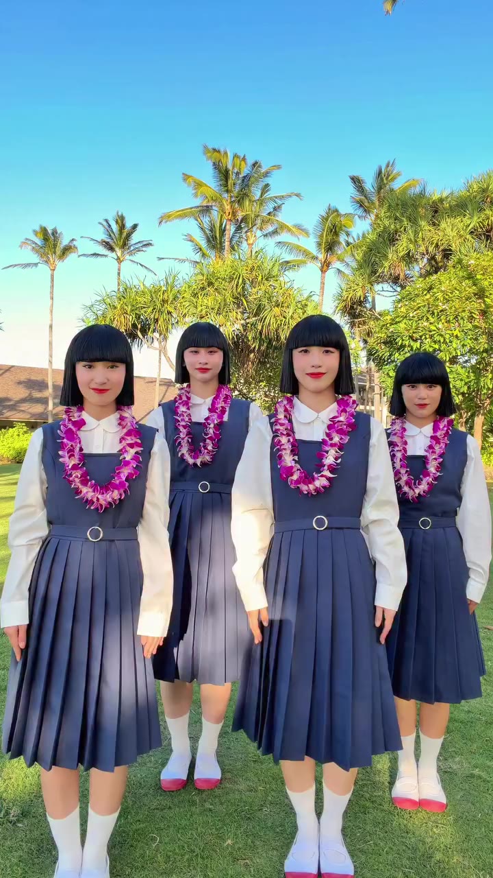 Took a hula lesson in Hawaii 🌺 #avantgardey #アバンギャルディ #hawaii #travel