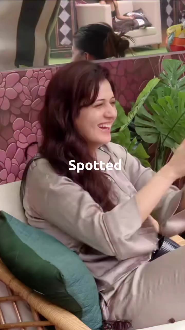 BiggBoss baddies 🤝 Napstory Satin