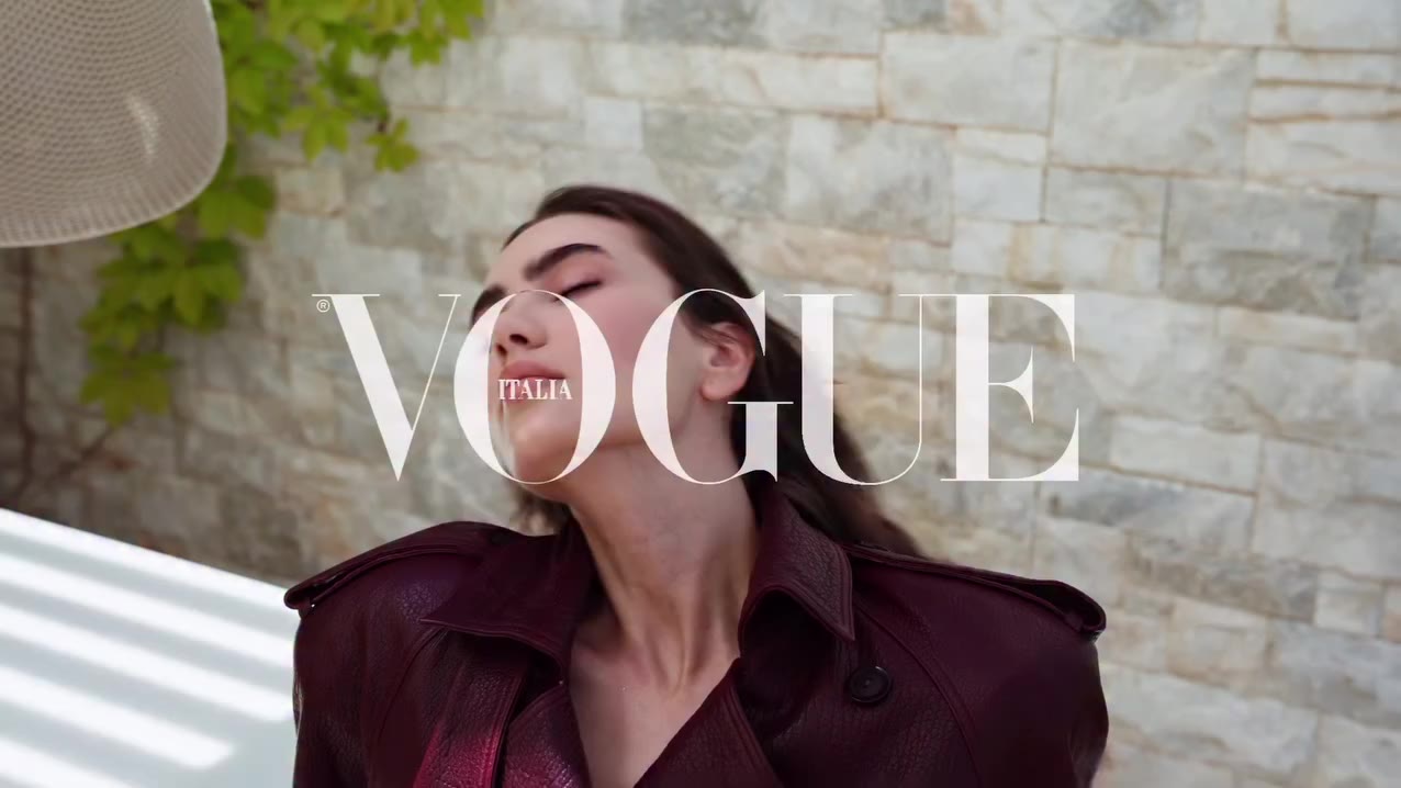 Yoko London pearls featured in the latest issue of @vogueitalia Photographer…