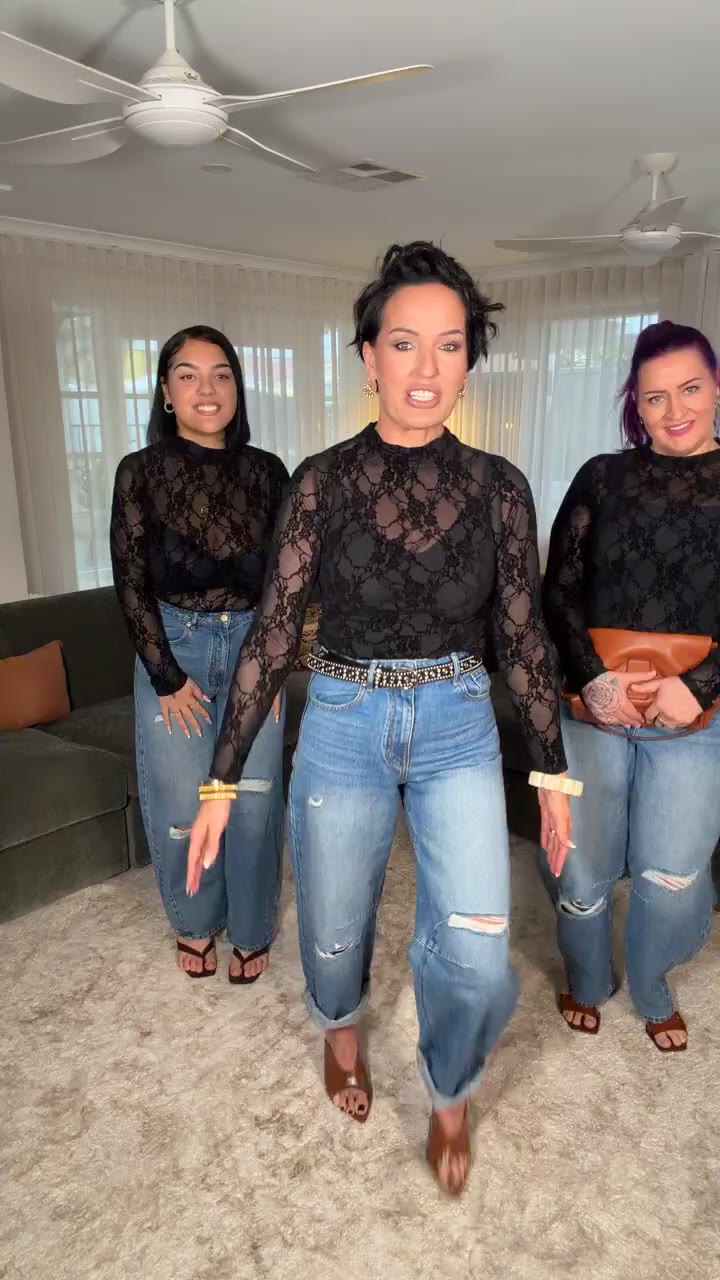 LIVE TRY ON! 3 different sizes. 3 different bodies. 3 different ages. We had a…