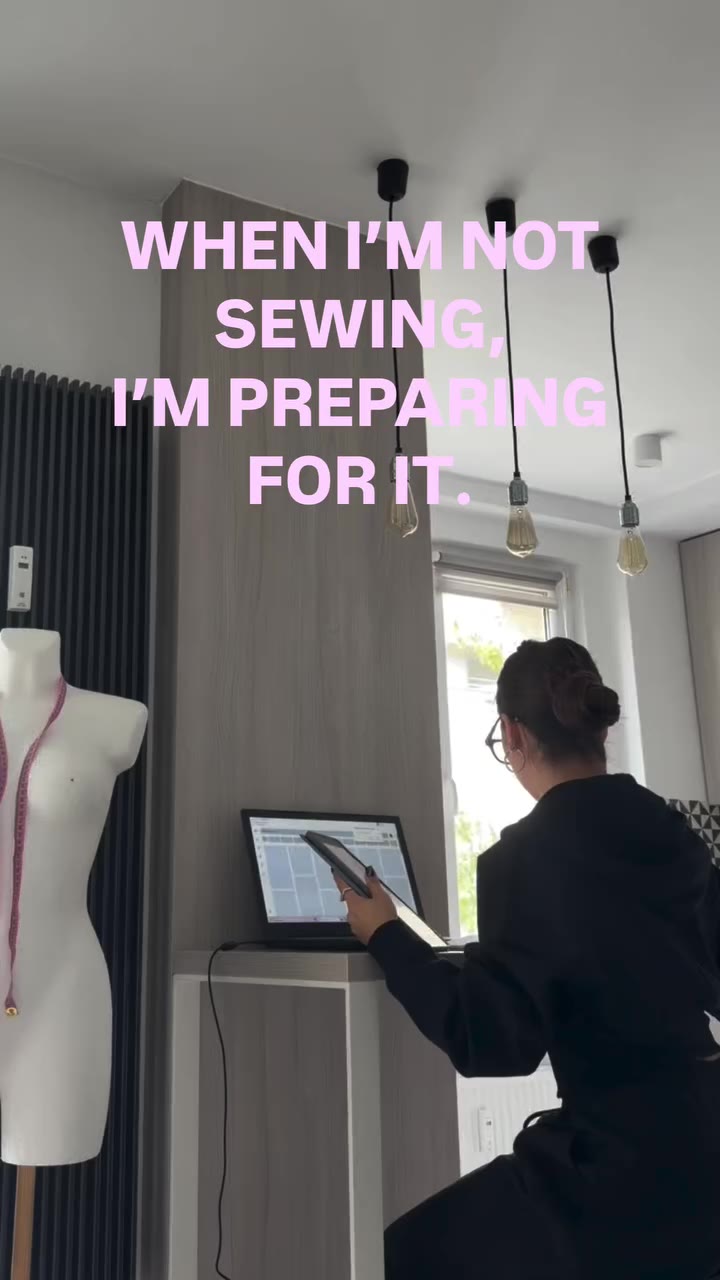 On repeat #fashion #fashiondesigner #fashionreality