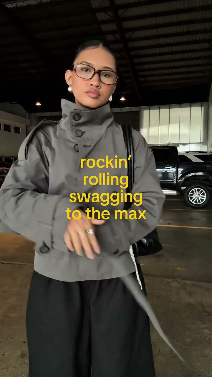 she be busy poppin’ tags