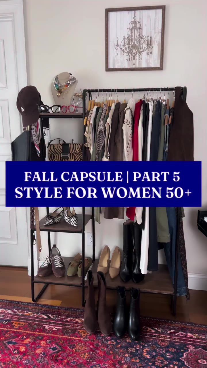PART FIVE in my Fall Capsule Series🍂🍁 . I hand selected 22 pieces for this…