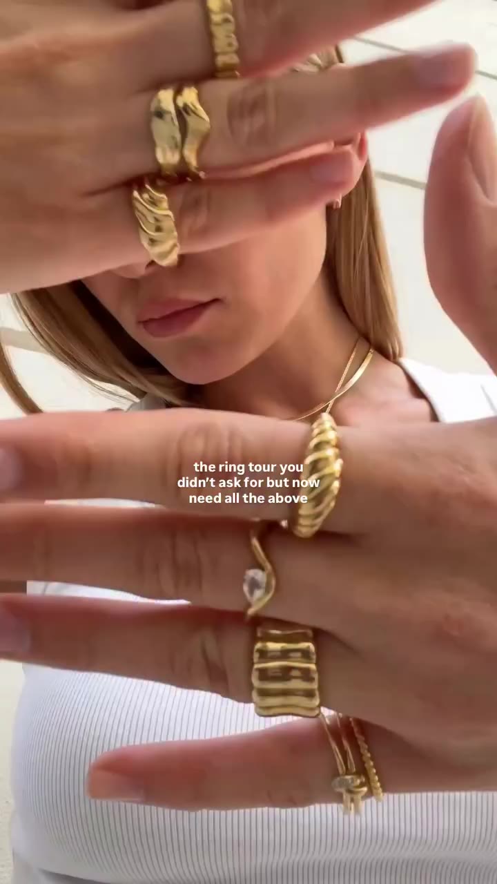 A little ring tour of some or favorite styles to stack 💍