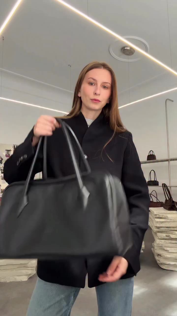 Idealna mała torebka wybrana 🖤 Thank you @mandel_store ✨ (współpraca)
