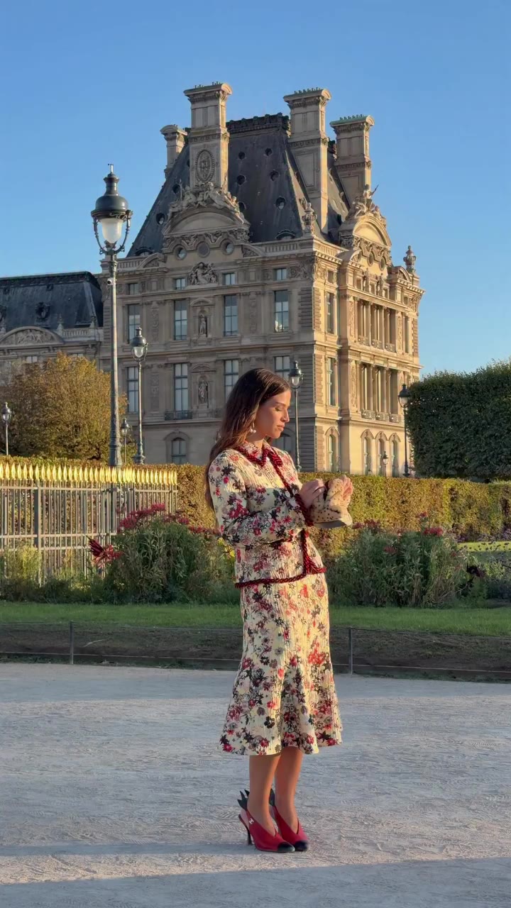 Parisian stroll🐩