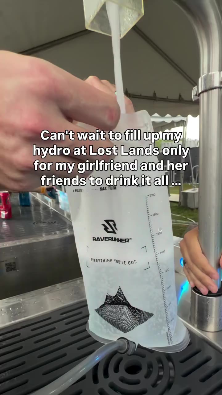 Hope everyone is staying safe and hydrated at @lostlandsfestival 🦖🔥🚀…