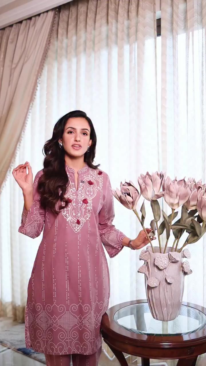 Checkout @surina_jaidka ’s budget-friendly festive picks ft. Nayam by Lakshita…