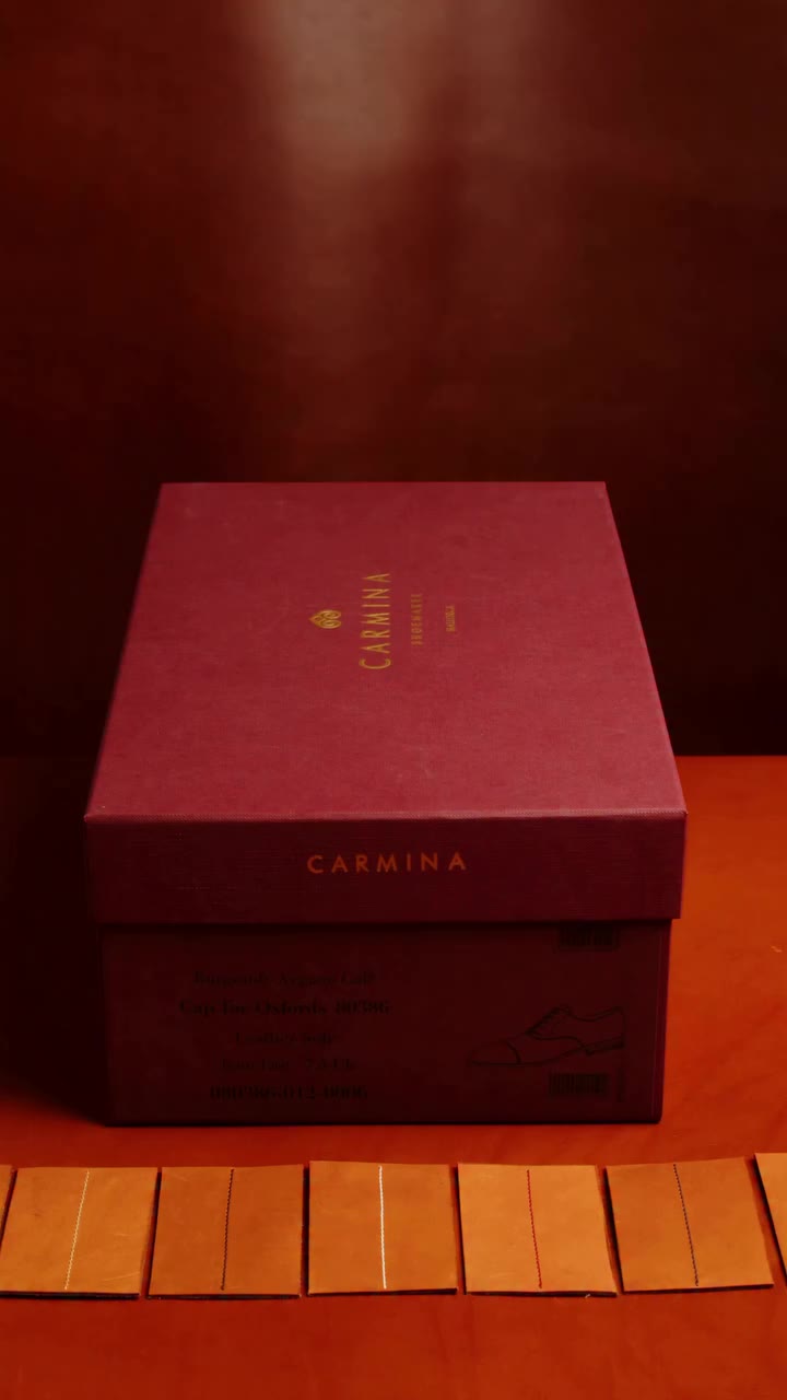 Unboxing a Carmina classic. Opening the box reveals clean lines, precise…