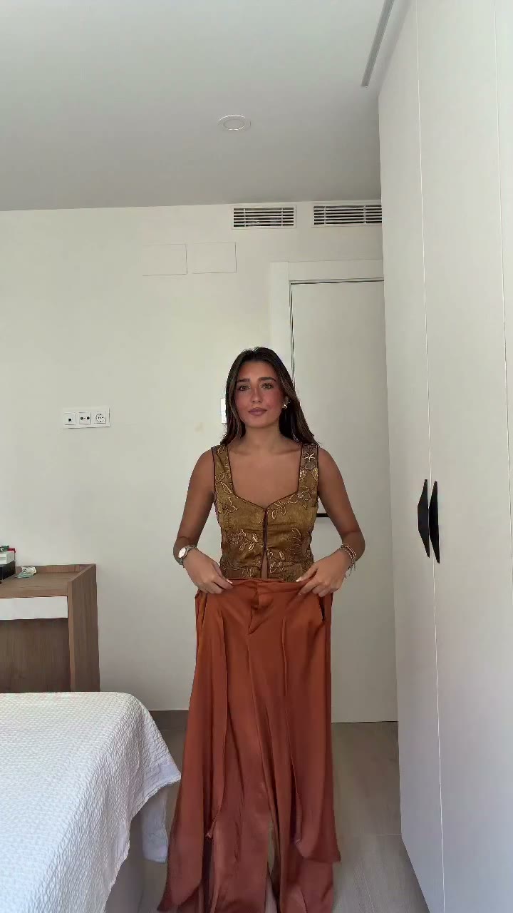 4 outfits con las novedades de Zara perfectos para este otoño🍂🤎 ¿cuál es…