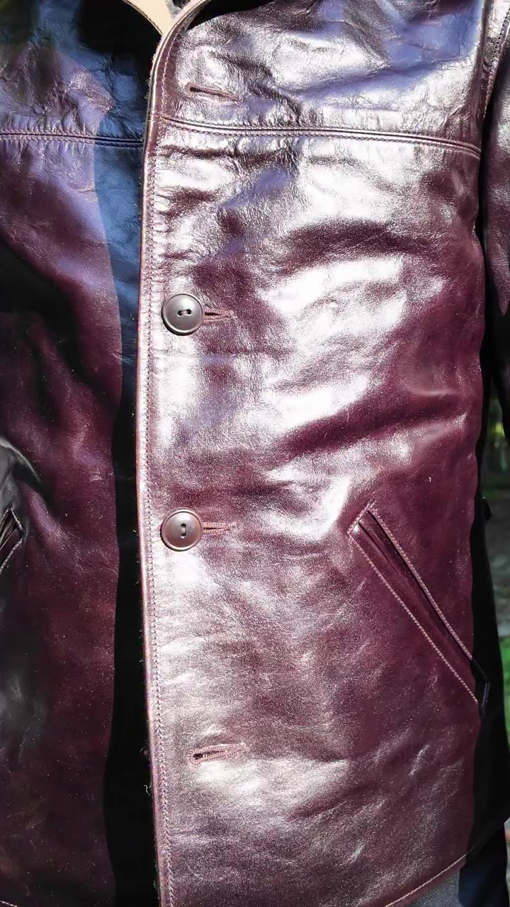 Been trying to properly capture this Seal Brown Shinki Horsehide. Think I…