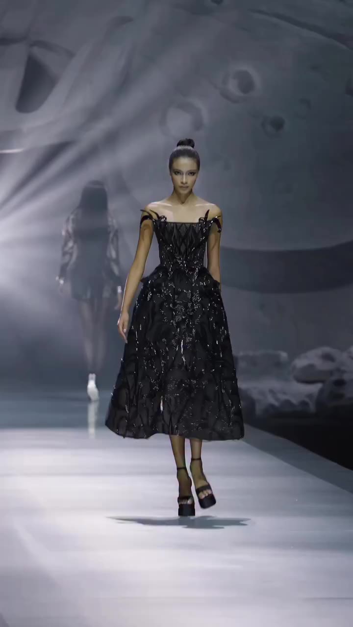BACK ORCHIRD by CHUNG THANH PHONG - Fashion show FW/ 2026 #chungthanhphong…