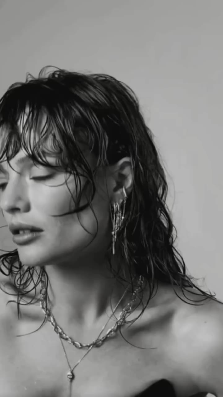 Consider yourselves teased @jessleebuchanan x @aarialondon. New collection…