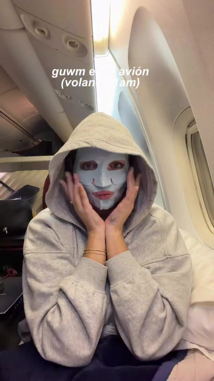 skinmaxingggg en el avión ⭐️🍓🫧