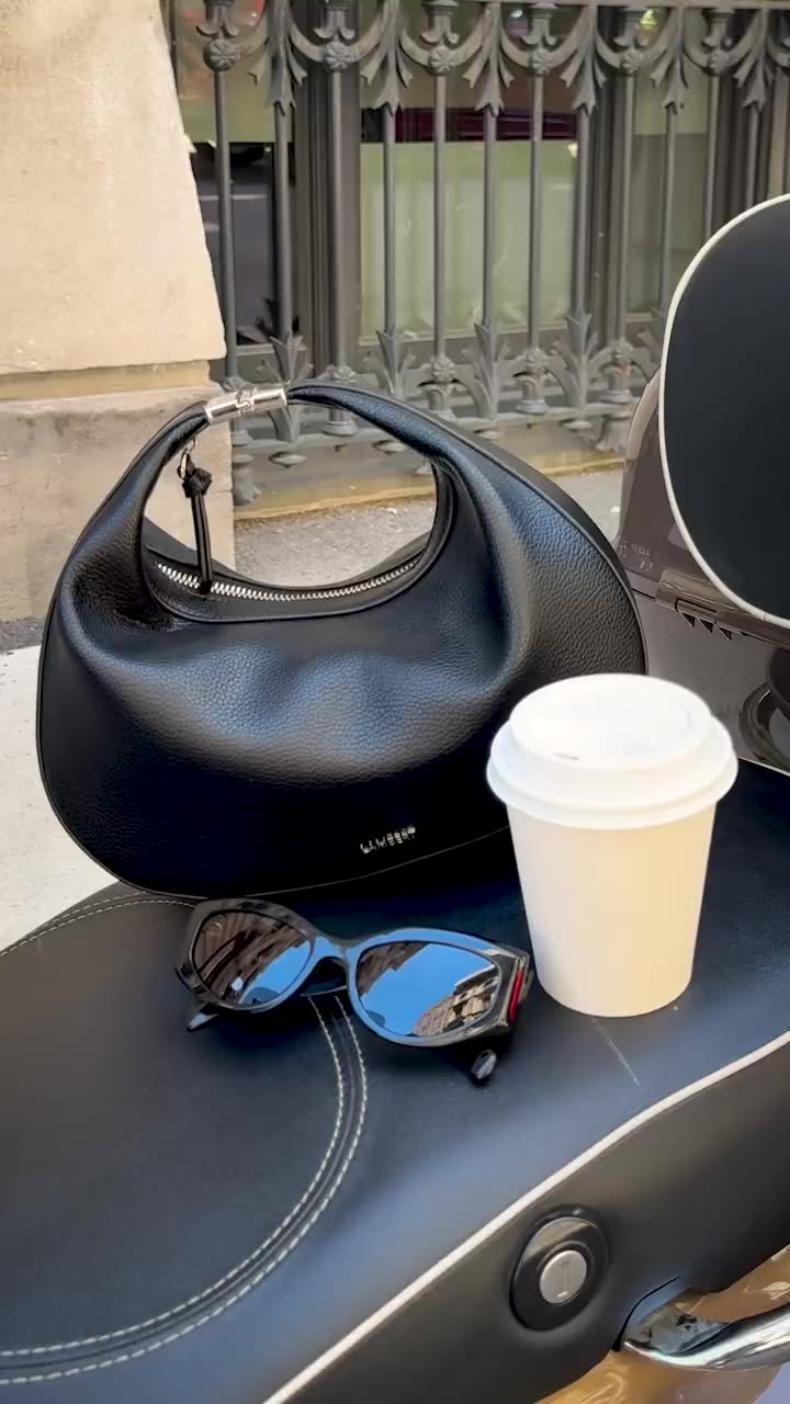 Au moins, avec ses 3 façons de le porter, le sac Bailey est facile à agencer…