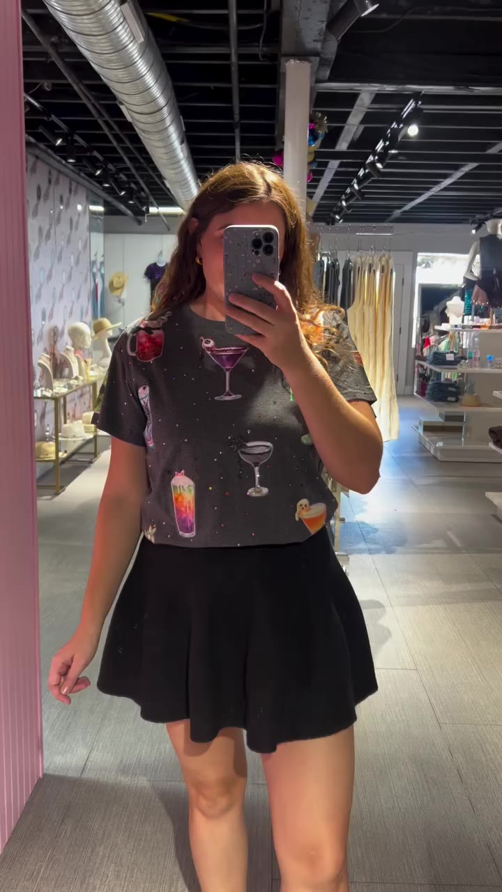 Open 10-5 today with lots of new Halloween and fall arrivals 🎃🖤