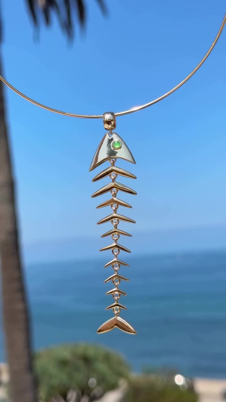 Sculptural, sleek and seriously chic. PORTOFINO is our boldest fish yet. Shop…