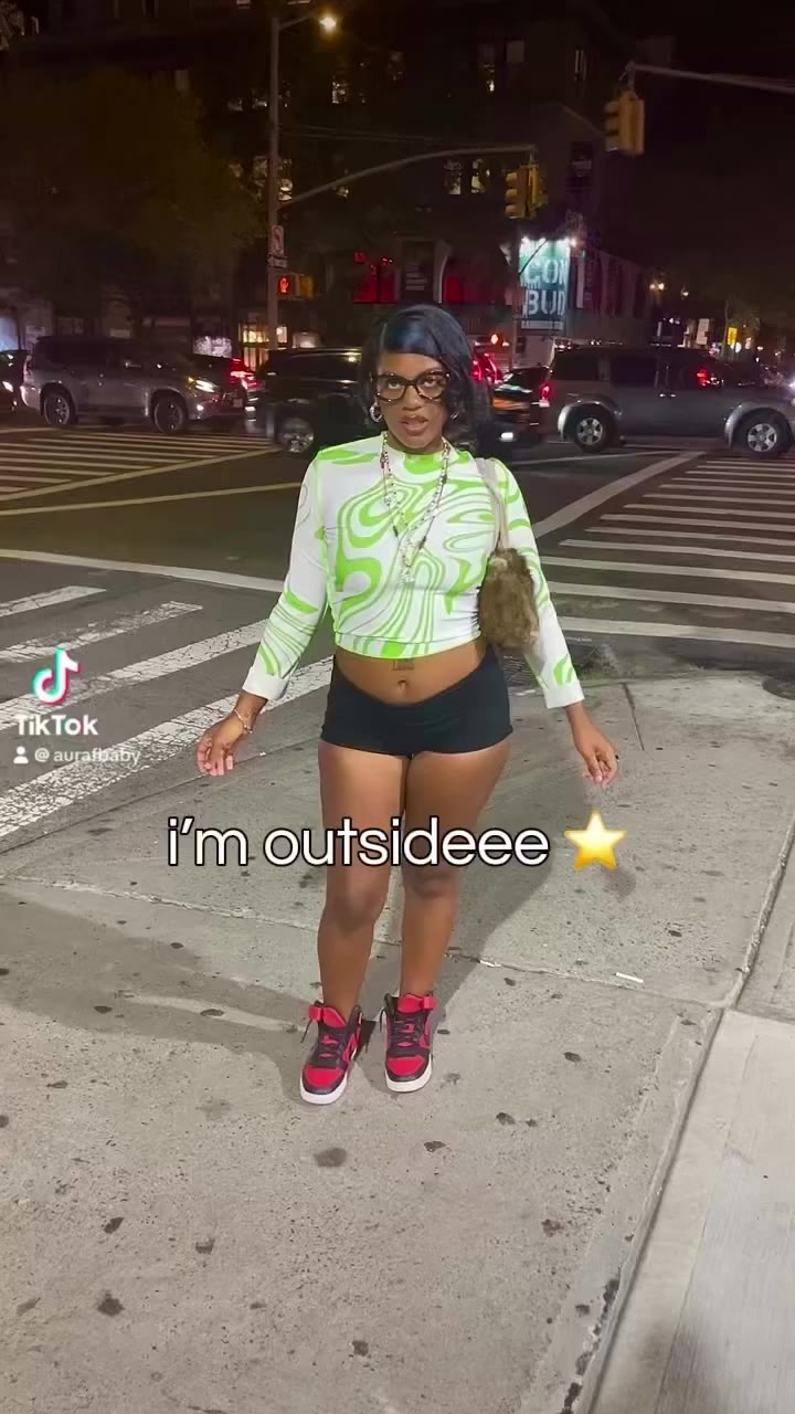 where’s my daddyyy? 😇🔊🐾 • • • • • #dancemusic #clubmusic #dancechallenge…