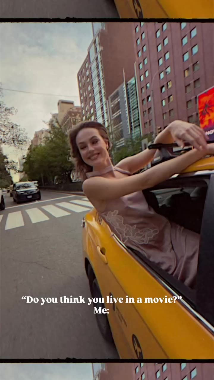 Romanticising life, wby? ☺️🚕🌇🤞🏻✨ #nycdiary #newyork #yellowcab…