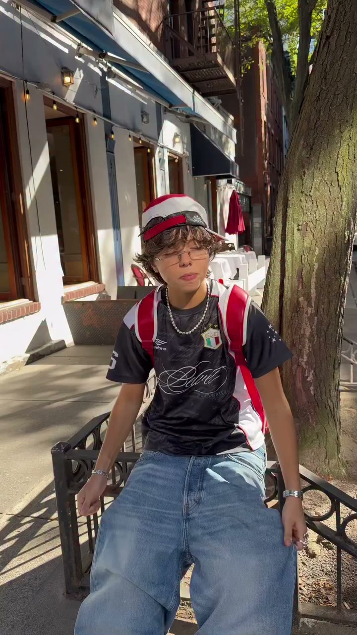 New music video dropped apparently #fashion #streetwear #inspo…