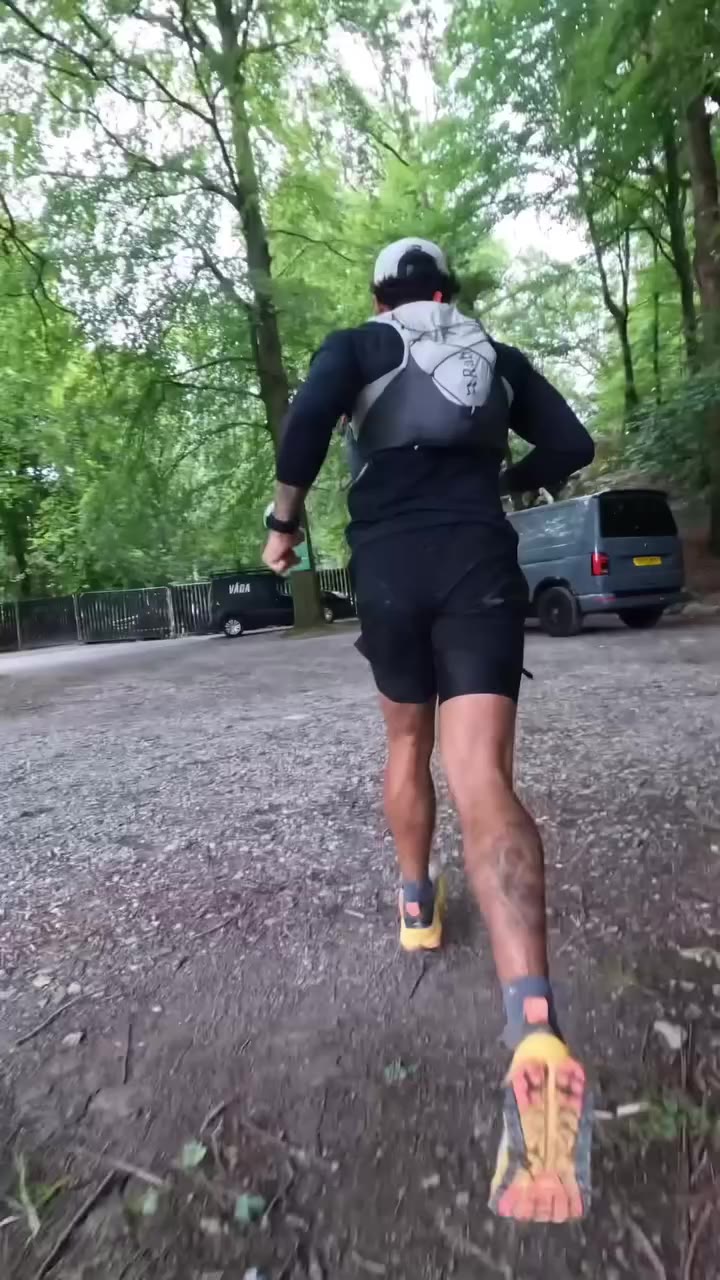 Run done. Time to reset. Waterproof Fell Cap. Built for the elements. #teamvåga
