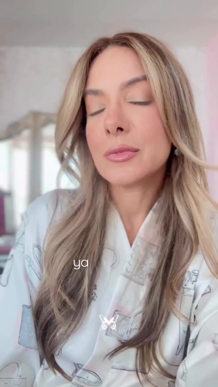 Les tengo un noticionoooooooonn !! Y este video es para las que aman…