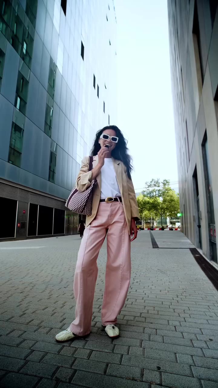 THE STYLING CORNER - Dress The Comeback 🤍 Look comfy & casual to welcome…