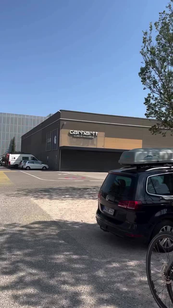 Carhartt WIP Outlet Weil am Rhein by @brokecuzofclothes 🇩🇪