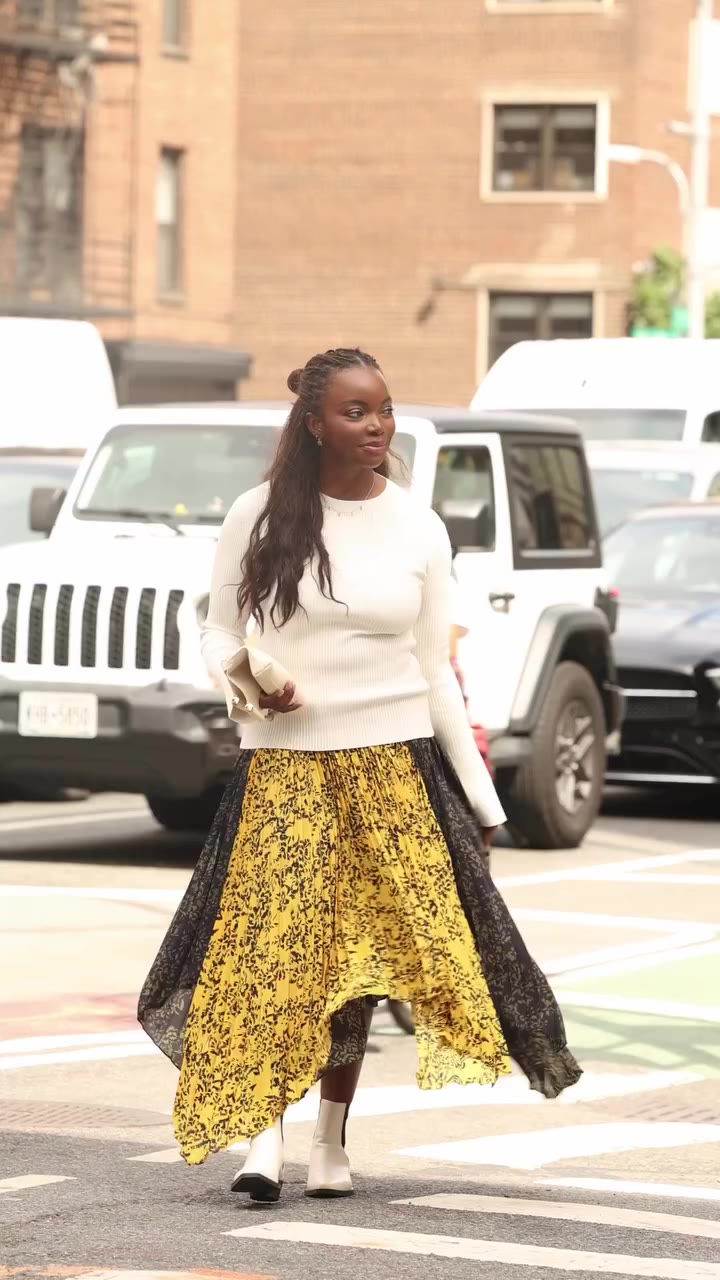 POV : the smiles & and outfits you serve, before going into full hermit mode…